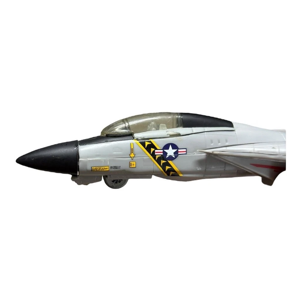 Corgi F-14 Tomcat VF-84 Jolly Rogers 1/200 plastic Model Airplane - Image 4 of 4