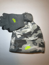 Nike kids Futura Camo-Print Beanie Gloves 2 Piece Set