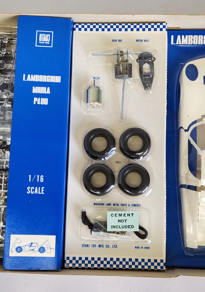 Peerless Otaki Lamborghini Miura P400 Bertone 1/16 Plastic Model