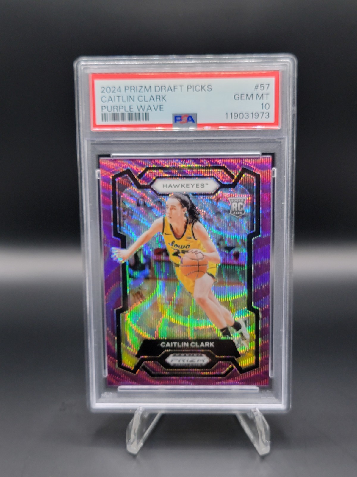 CAITLIN CLARK 2024 Prizm Draft Picks #57 Purple Wave Prizm (RC) PSA 10