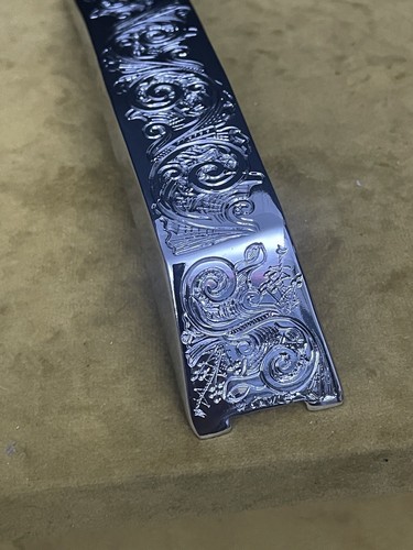VESPA PX/LML STAR T5 CAST ALLOY MUDGUARD CREST CHROMED CUSTOM HAND ENGRAVED - Picture 6 of 7