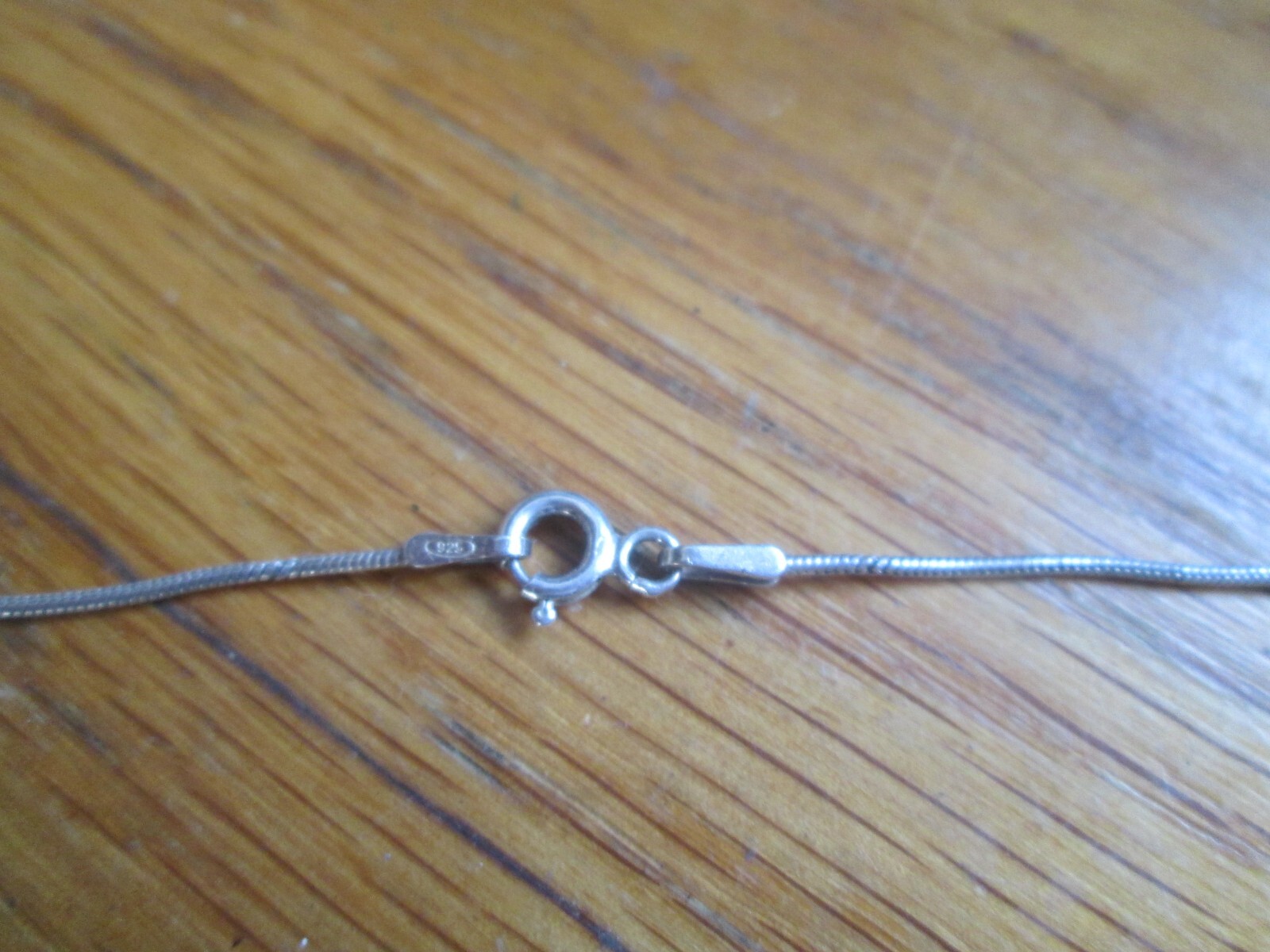 2 X VINTAGE 925 STERLING SILVER DELICATE NECKLACES WITH 925 SILVER