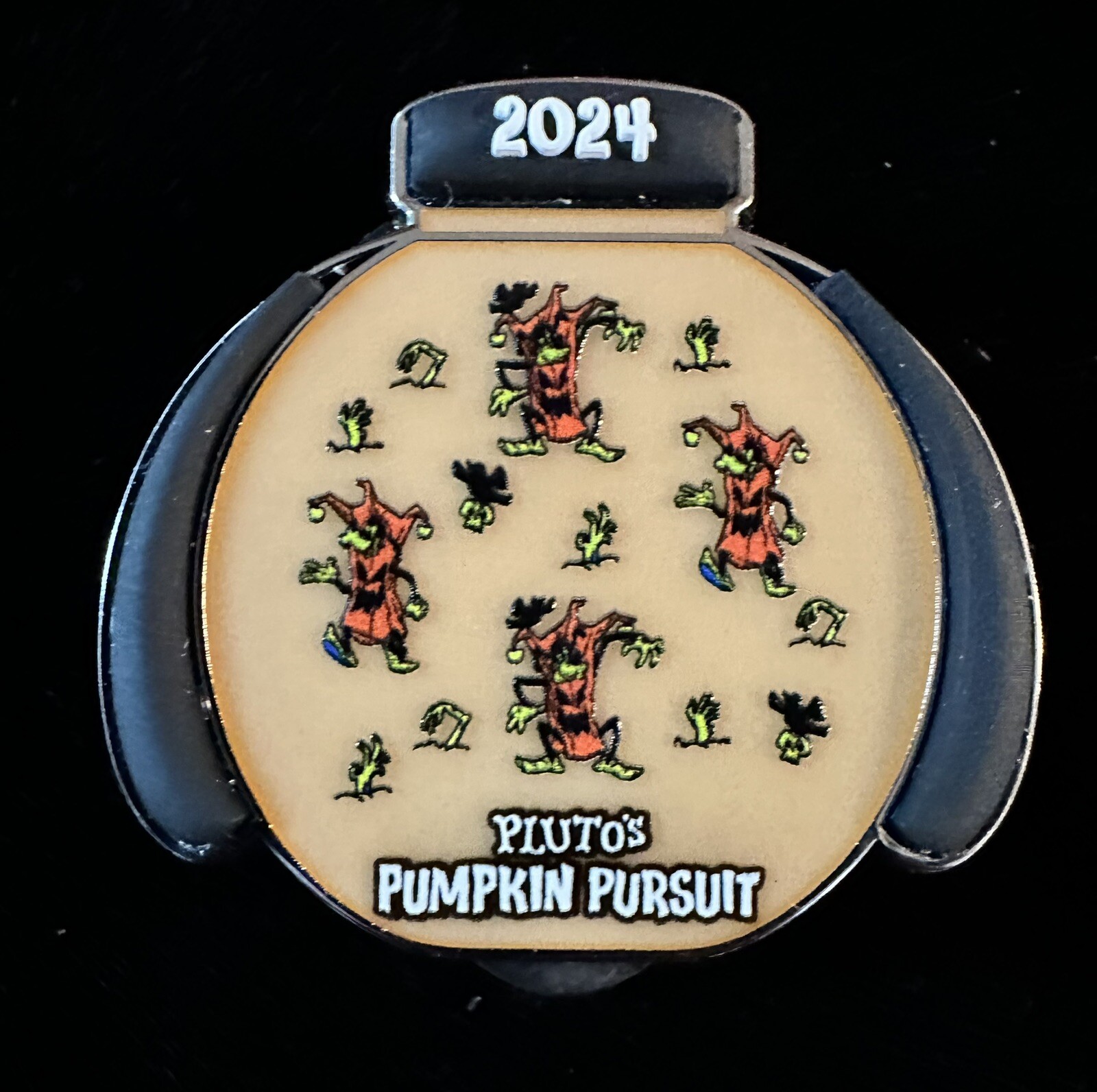 2024 Walt Disney Parks Pluto’s Pumpkin Pursuit - Goofy Pin Trading