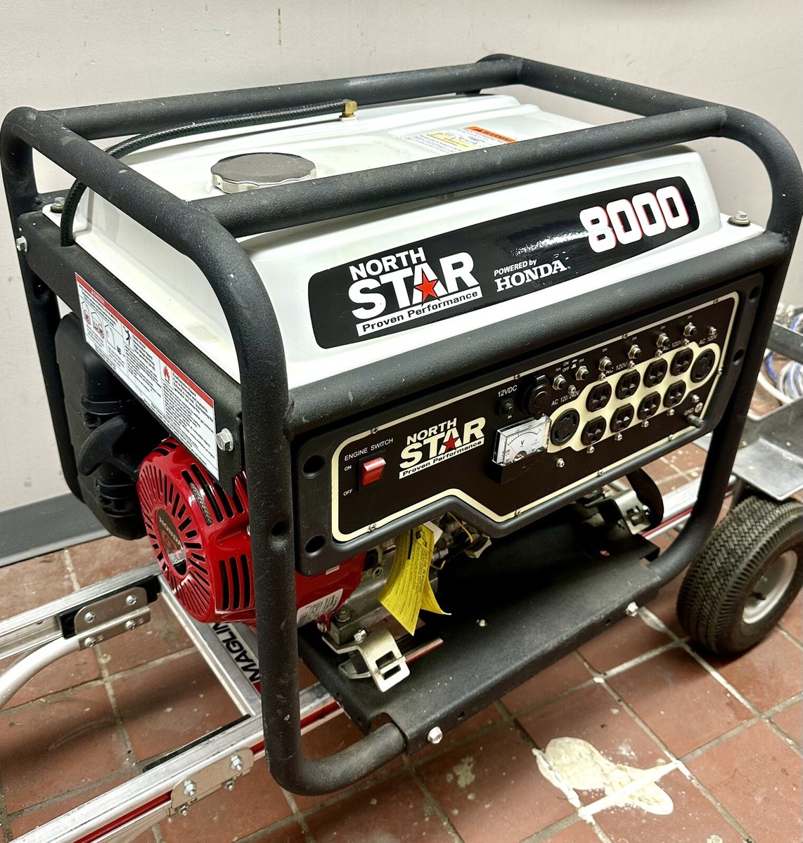 【新品未使用】WANTKEYCAMP BOXTOP SC25 HEXE NorthStar Portable Generator with Honda GX390 Engine, 8000