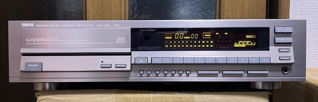 YAMAHA CDX-2000 CDプレーヤー YAMAHA CDX-2000 Natural Sound CD Compact Disc Player Working