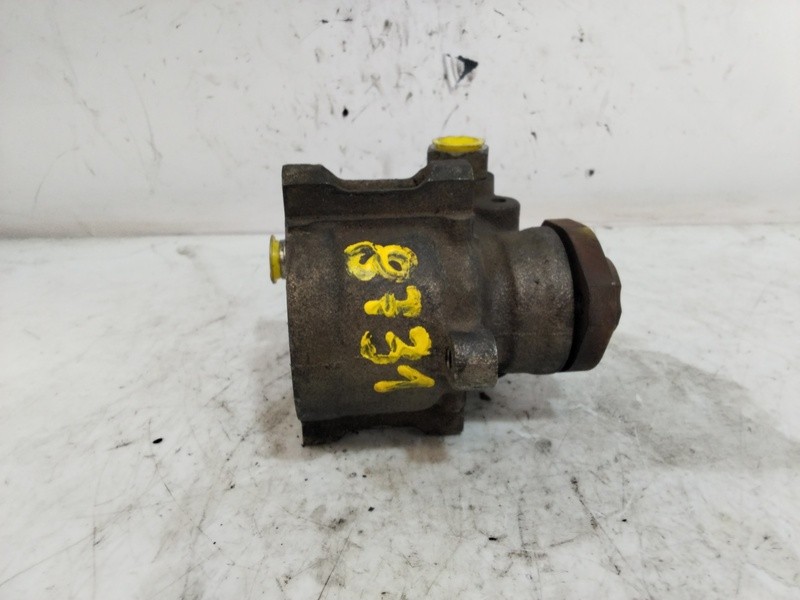 1J0422154D Power Steering Pump at VOLKSWAGEN GOLF IV BERLINA 1J1 ADVANCE 2002 1792782