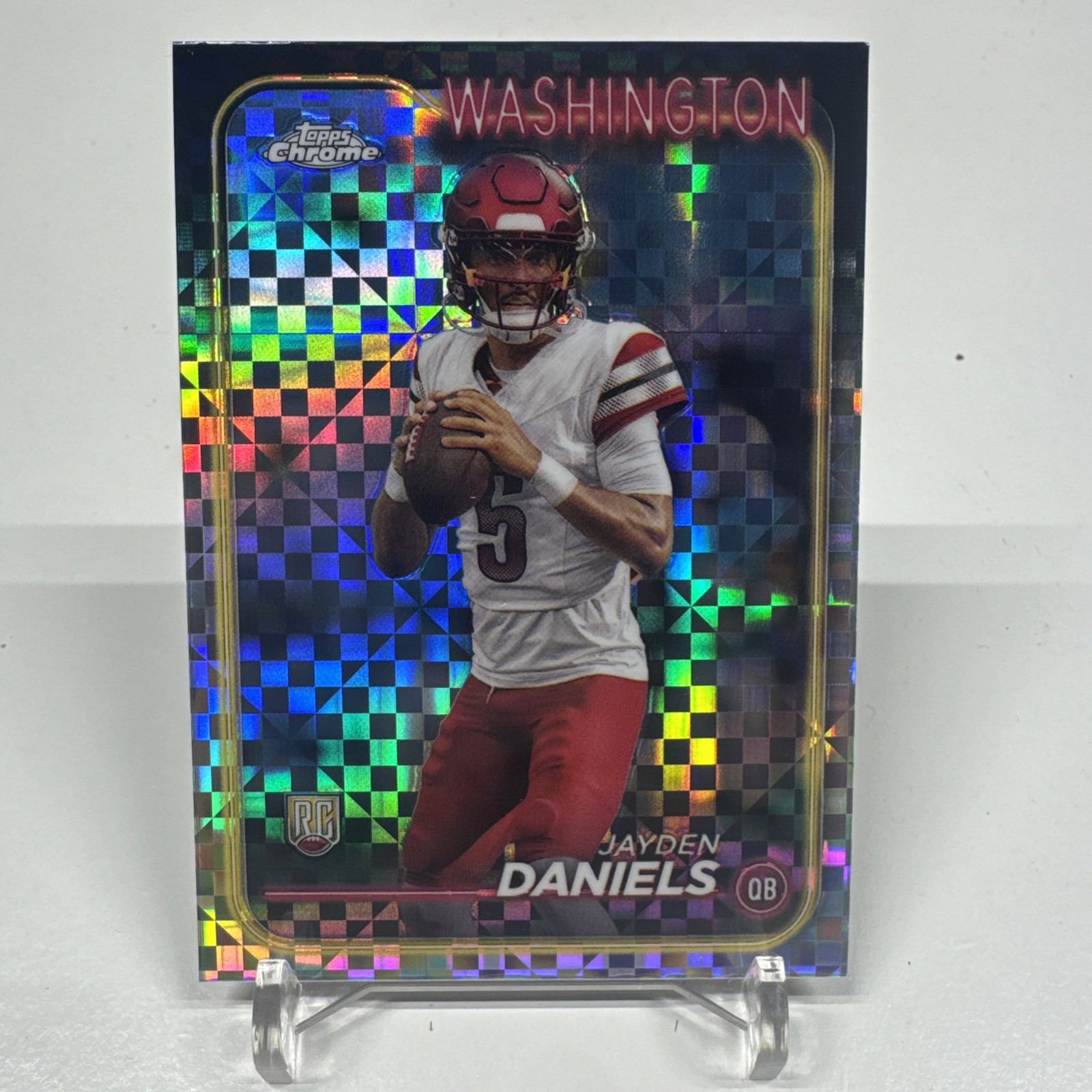2024 Topps Chrome Football JAYDEN DANIELS ROOKIE X-FRACTOR #201 COMMANDERS