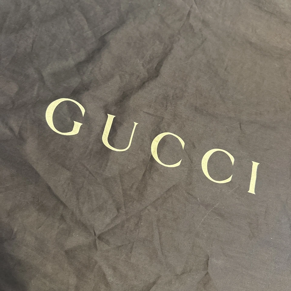 Bolsa antipolvo Gucci marrón con cordón de algodón 22x20 en bolsa de almacenamiento con logotipo hecha en Italia Foto 2 de 4
