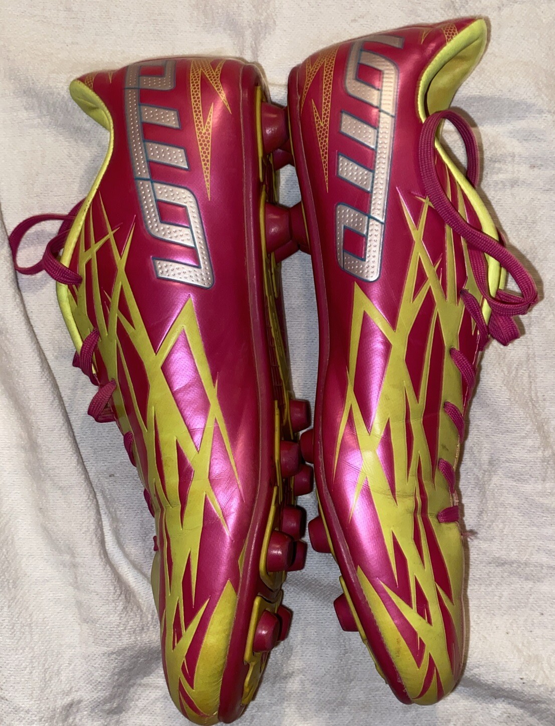 Scarpe da calcio Lotto Forza 9 rosa e gialle taglia 7 5 vedi descrizione