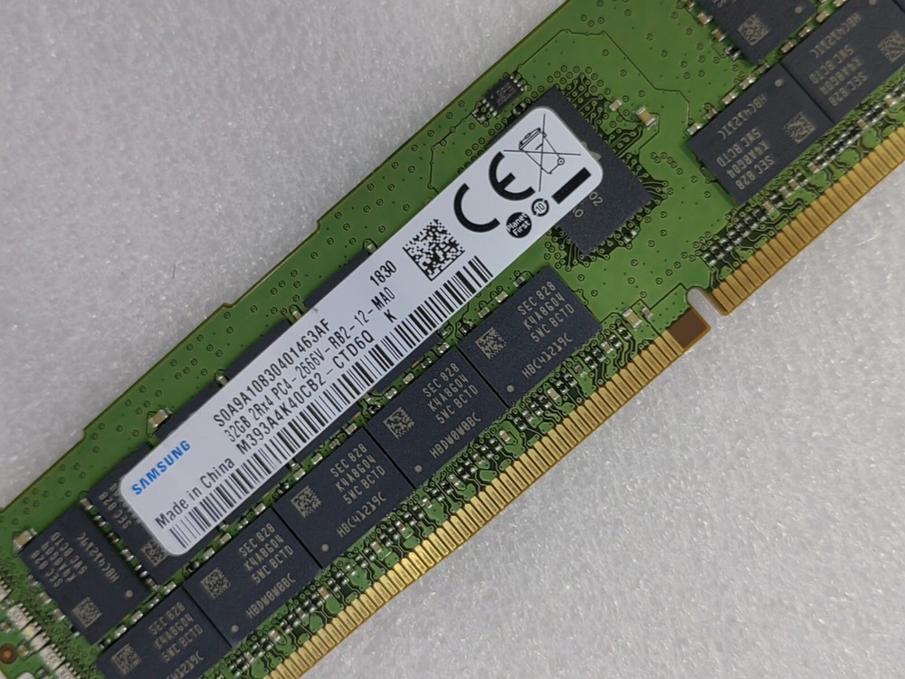 SAMSUNG 32GB DDR4 2666 Server RDIMM RAM 2Rx4 PC4-21300