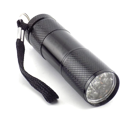 Linterna 9 Led AAA Ultra Violeta Luz Negra Dinero Púrpura Antorcha UV Luz Flash - Imagen 2 de 8