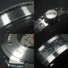 Wristwatch Oris Aquis Date Relief 01 733 7730 4153 Stainless Steel Grey USED 9