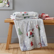 Catherine Lansfield Christmas Gnomes Fleece Cosy 130x170cm Blanket Throw Grey
