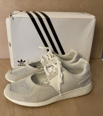 Adidas Hyke AOH-007 White / Grey Laced Sneaker - UK 12 EU 47 1/3 - Pre-Loved