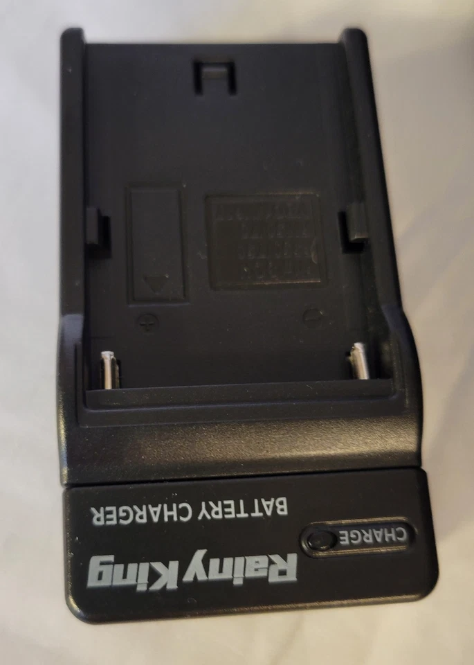 Sony NEX-EA50U Full HD Super 35 Digital Video Camcorder With Battery & Charger - Image 3 of 4