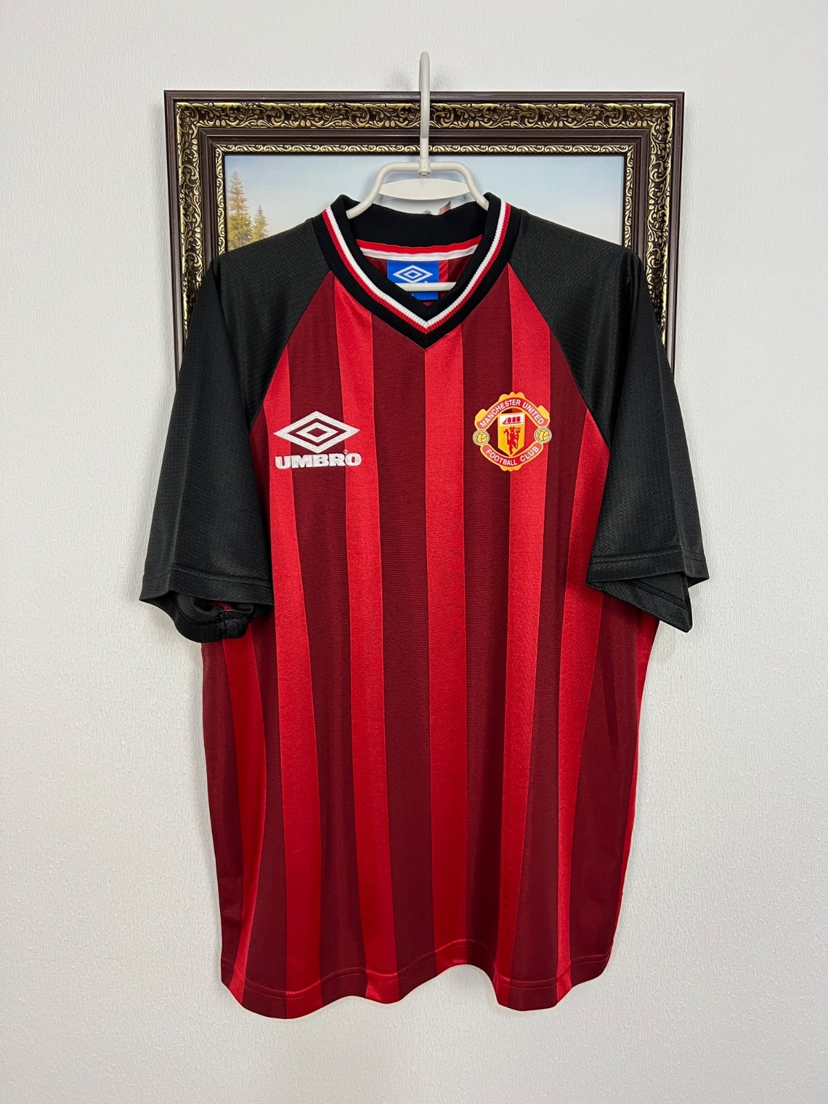 Vintage 90's Umbro Manchester United Football Train Shirt Soccer Jersey Size L