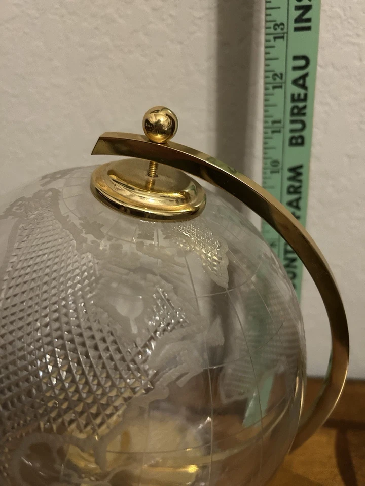 "Globo mundial vintage de cristal de plomo astral y latón pulido tono dorado 12"" años 70" Foto 2 de 4