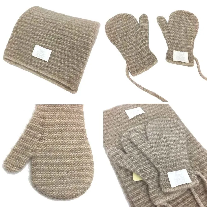 Set guanti sciarpa HERMES bambino cashmere 100% beige mai usati nuovi box designer Italia - Immagine 2 di 4