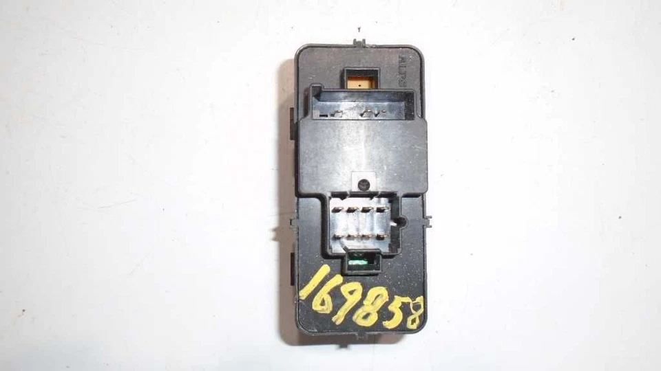 INTERRUPTOR PUERTA DELANTERA IZQUIERDA CONDUCTOR VENTANA SEDÁN SE ADAPTA 03-07 ION 594439 Foto 2 de 4