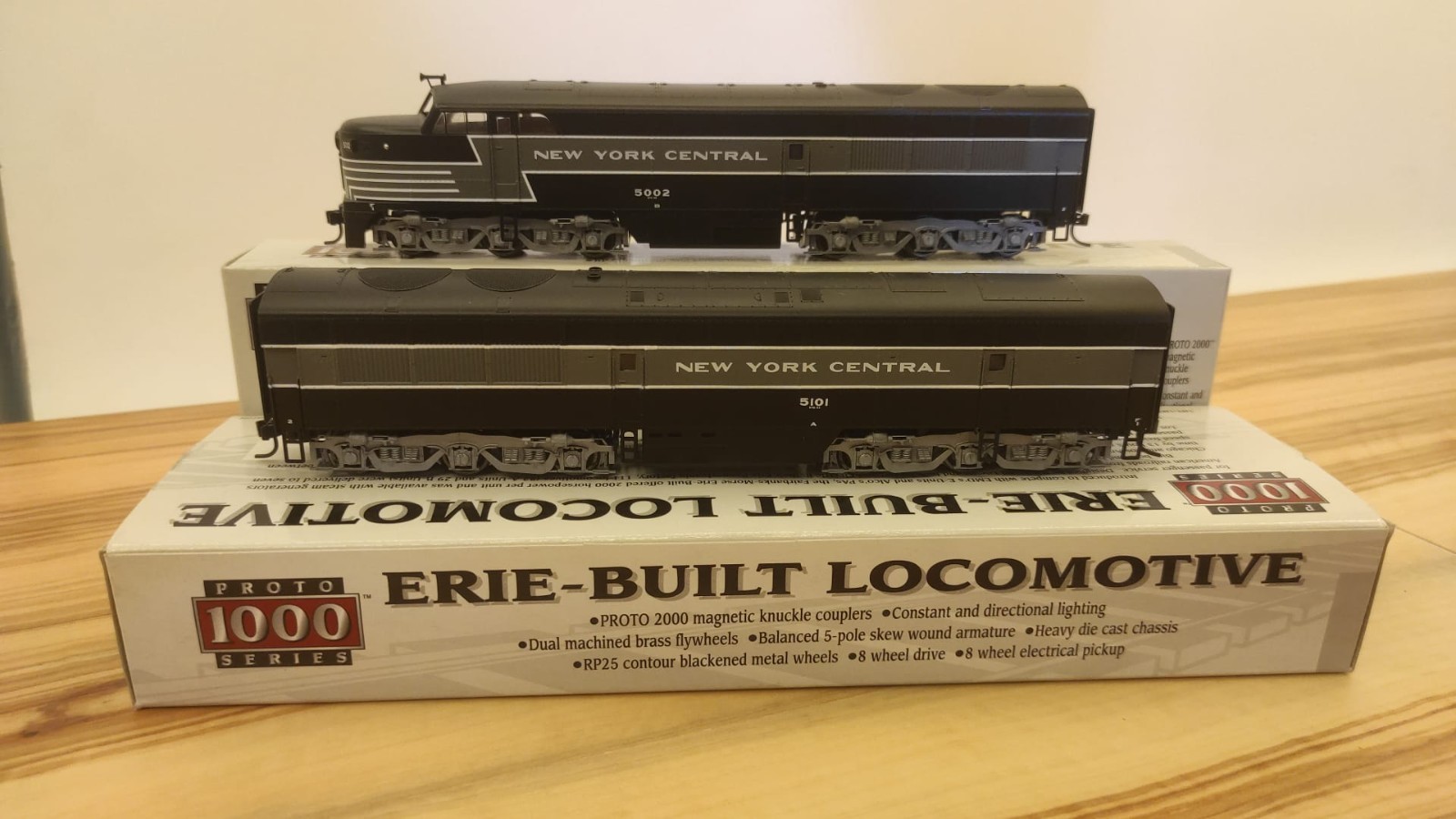 PROTO 1000 ERIE BUILT NYC ENTRAMBE MOTORIZZATE RARE