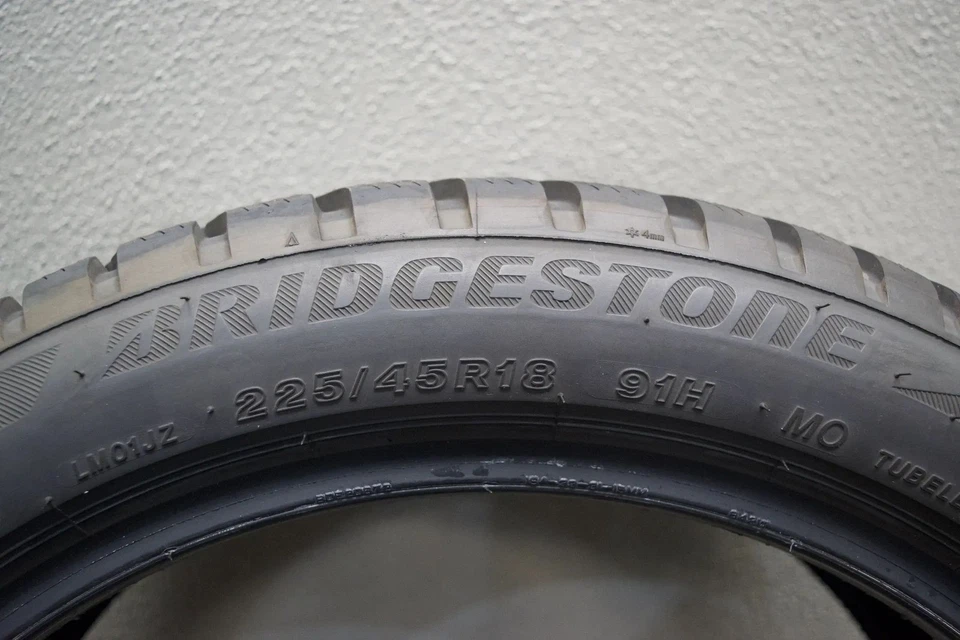 4x Bridgestone Blizzak LM001 MO 225 45 R18 91H M+S Winterreifen Winter DOT22! - Bild 3 von 4