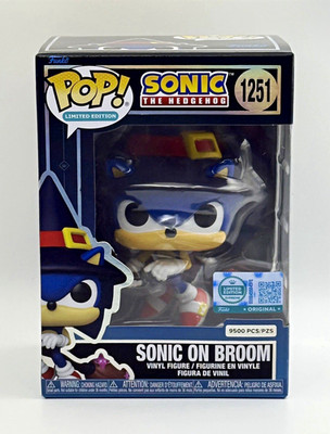 Funko Pop! Sonic the Hedgehog Sonic on Broom #1251 Limited Edition Vinyl IN HAND