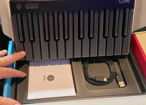 Roli Lumi Keys Light Up Keyboard, MIDI Controller - Picture 9 of 11