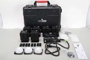 Astera Pixel Brick Kit PB15-SET-US Wireless Light W/ Accessories & Charging Case