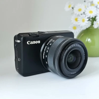 Canon EOS M10 Mirrorless Digital Camera 18.0MP with EF-M 15-45mm Lens Black - Image 1 of 4