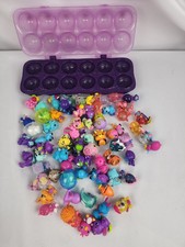 Large Lot of HATCHIMALS colleggtibles mini FIGURES CASE mixed seasons glitter
