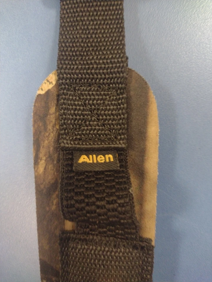 Eslinga para rifle Allen Hunting 2 puntos acolchada camuflaje con soporte para fundas de munición .308 30-06  Foto 2 de 4