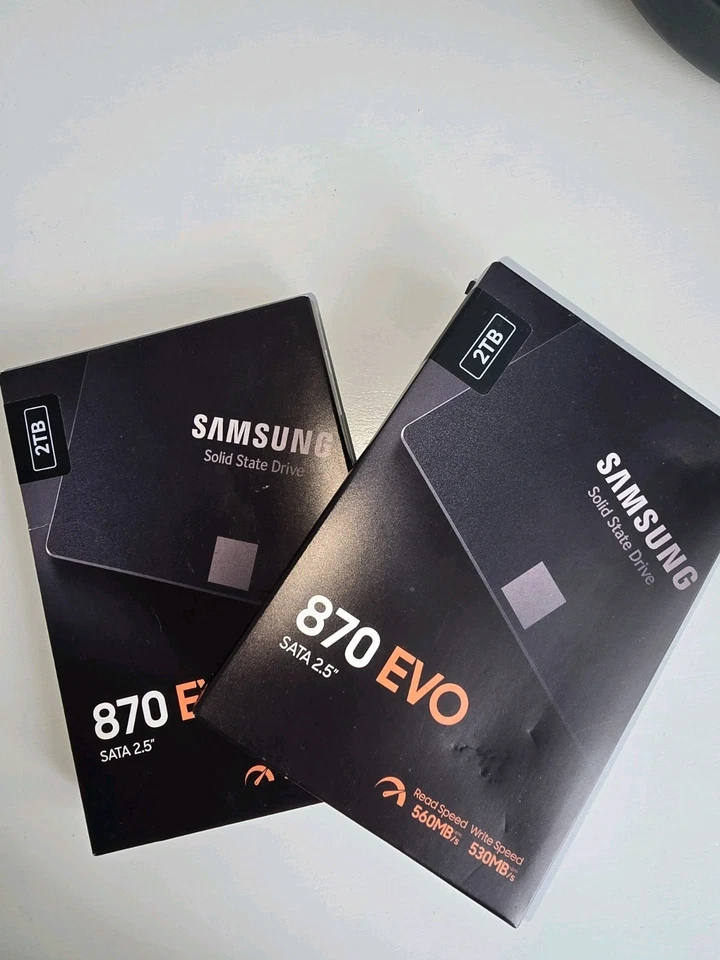 Festplatte 2TB Interne SSD SAMSUNG 870 EVO 2 TB 2.5 Zoll SATA 3D