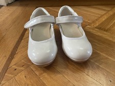 White Tap Shoes 11c