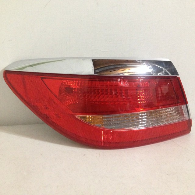 2012 2013 2014 2015 2016 2017 Buick Verano Left Driver Side Tail Light