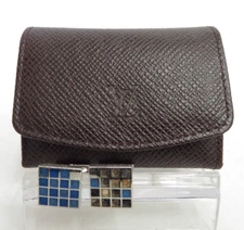 LOUIS VUITTON Taiga Lether Cufflinks Cuff Case #39037
