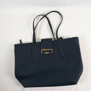 tahari purse