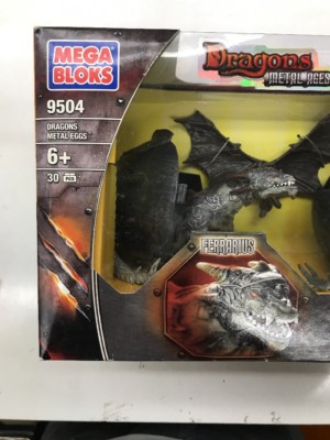 Mega Bloks #9504 Dragons Metal Ages Ferrarius Argentum Irascor