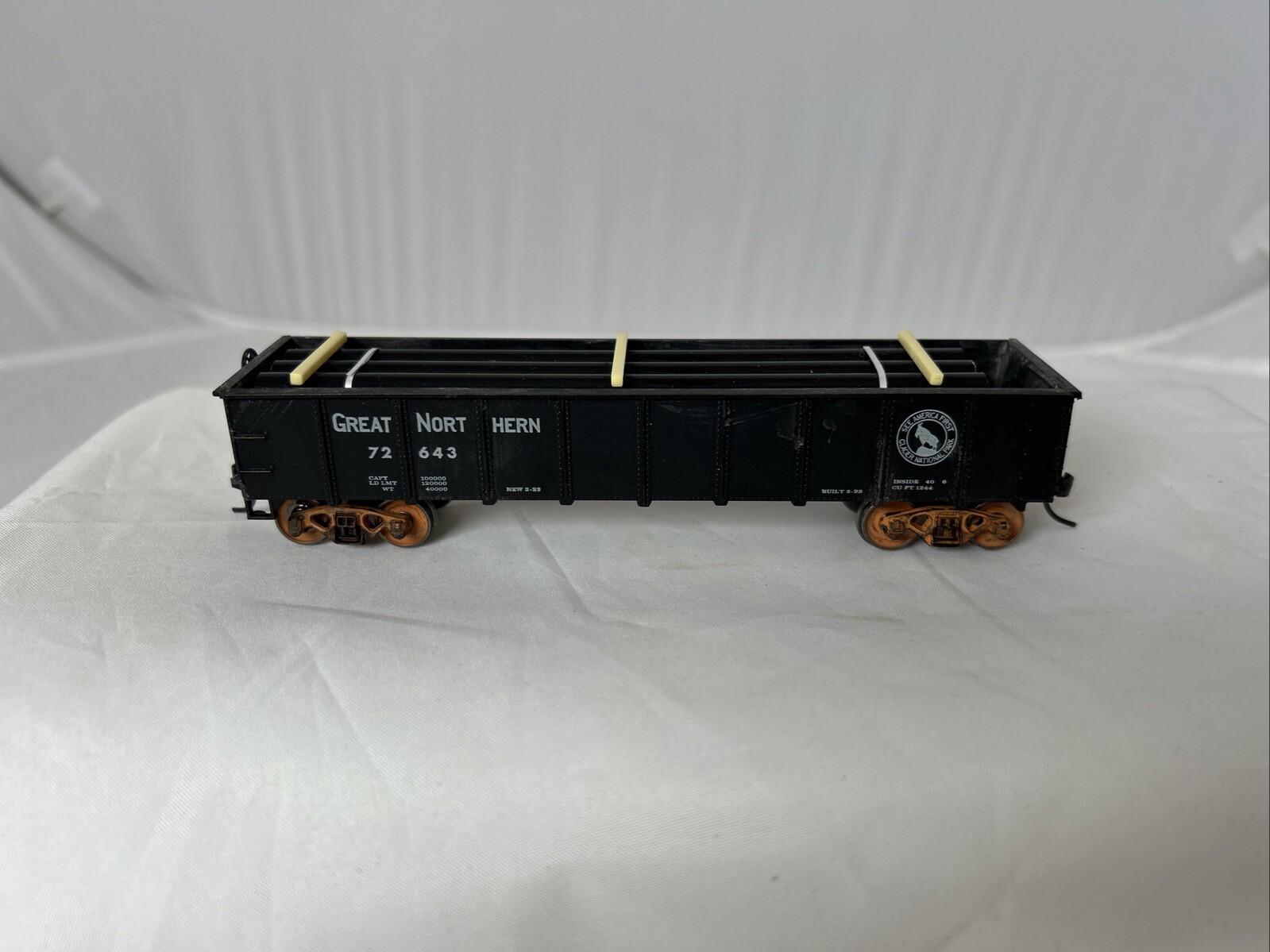 Picture 4 of 6