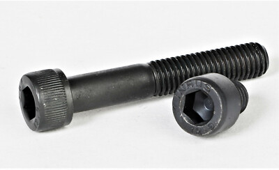 DIN 912 12.9 hochfest M4 (bis Länge 120mm) schwarz vergütungsfarbig 