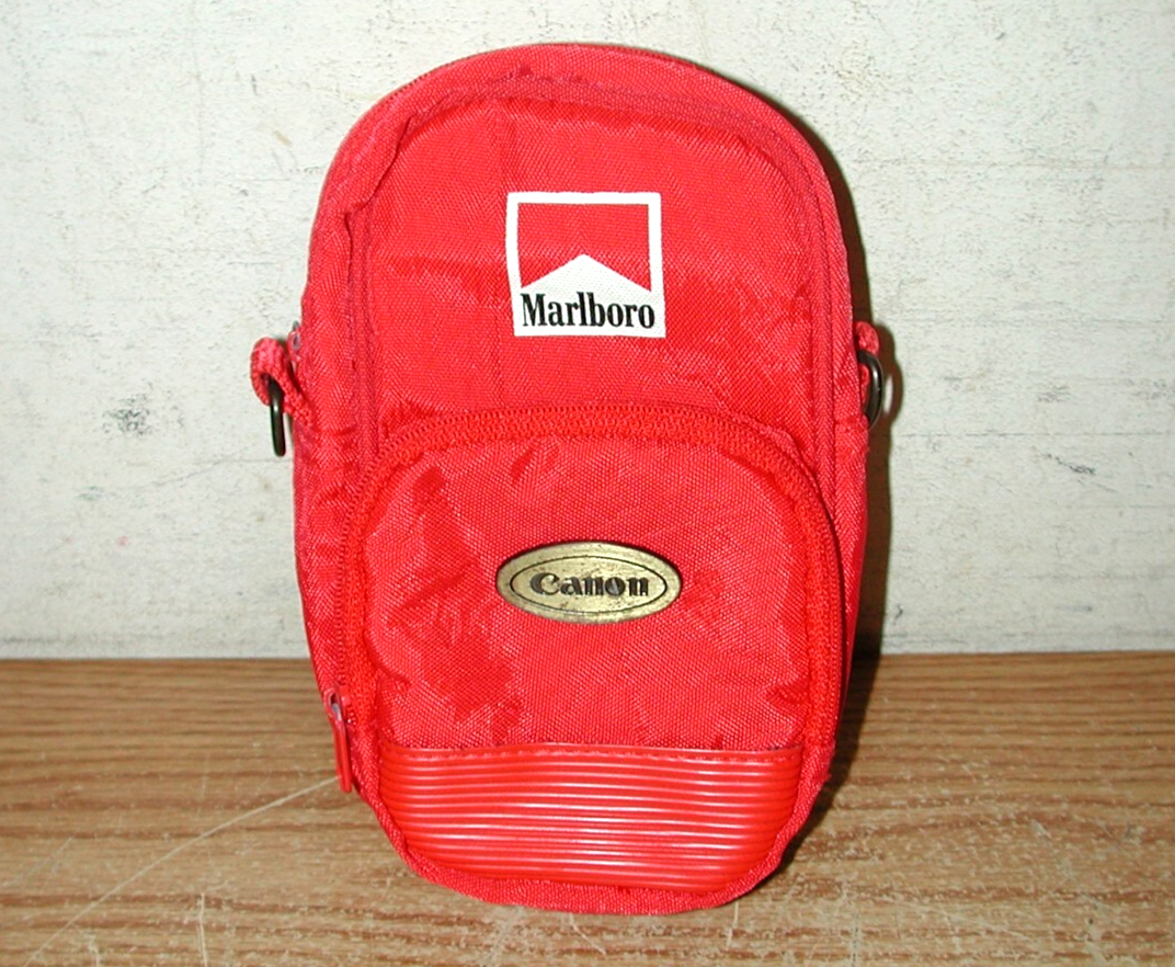 Foto 1 di 8