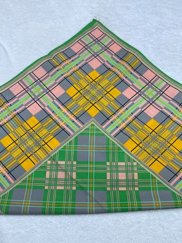 Vintage Accessory Street Italy Geometric 100% Polyester Square Scarf 24 x 24 - Picture 6 of 9