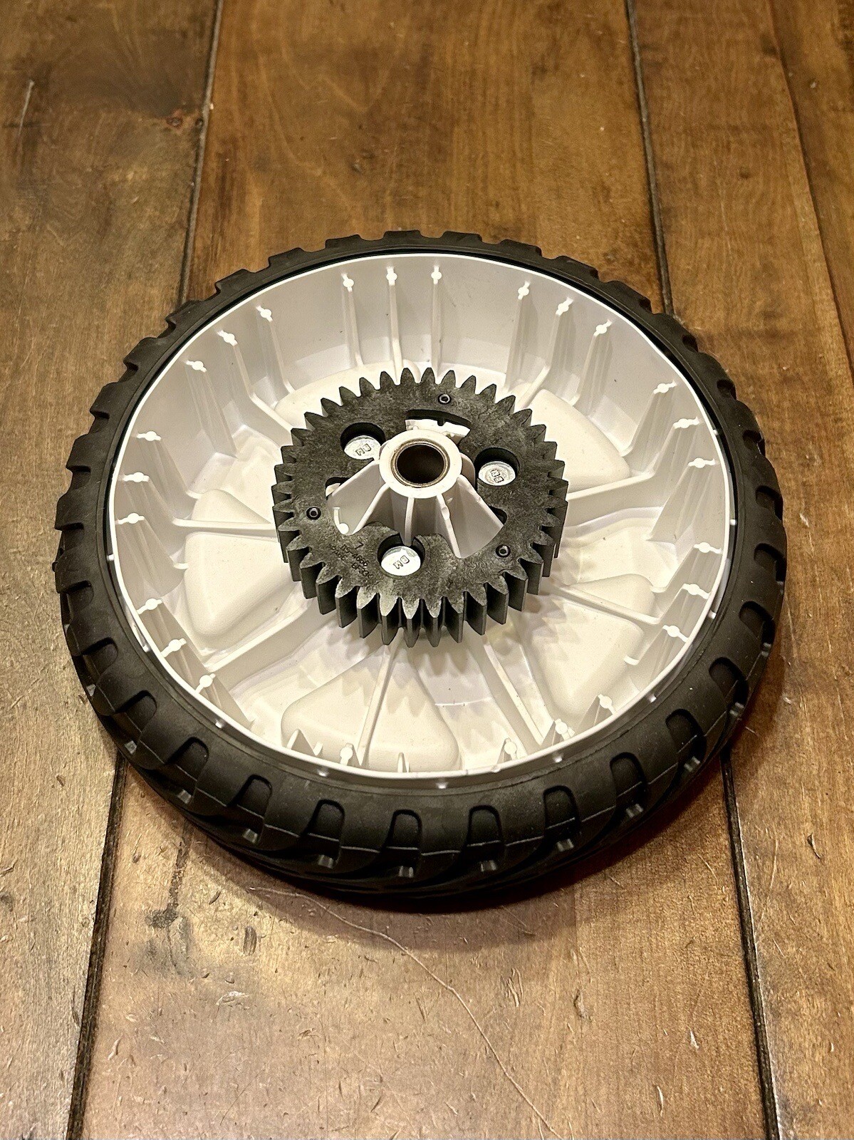 Toro 3200 Rear Rims TORO 8