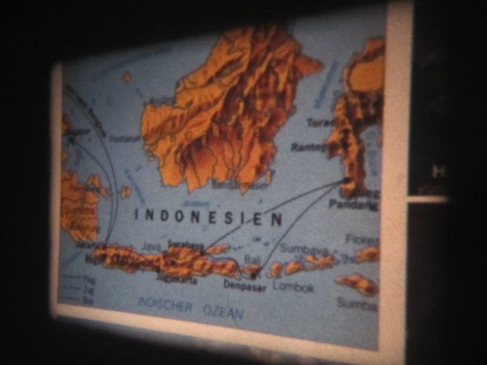 SUPER-8-FILM 1986 INDONESIEN REISEFILM PRIVAT INDONESIA TUKTUK HOT SPRINGS AGFA - Bild 2 von 4
