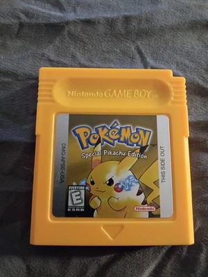 Nintendo Pokémon Yellow Version Special Pikachu Edition  tested saves trades 