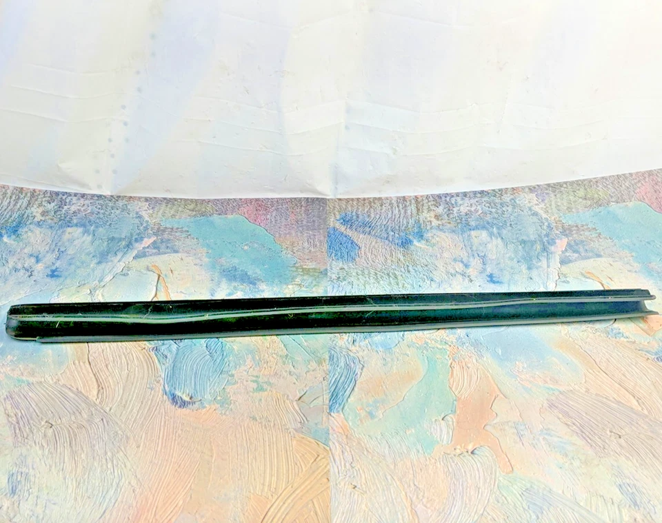 Cinturón de sellado de barrido de ventana de puerta exterior derecha Ford Ranger 1999-2011 Dorman 25859 nuevo de stock Foto 3 de 4