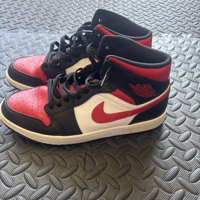 Jordan Air Jordan 1 Mid Bred Toe Black/White/Fire Red Men's Mid Top 554724-079