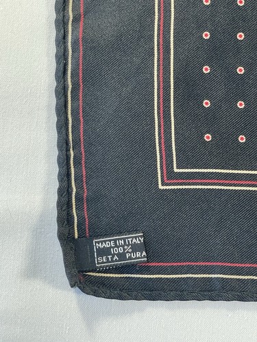 Pañuelo/pañuelo de bolsillo de seda estampado negro - enrollado a mano - negro/rojo/blanco - Imagen 4 de 4