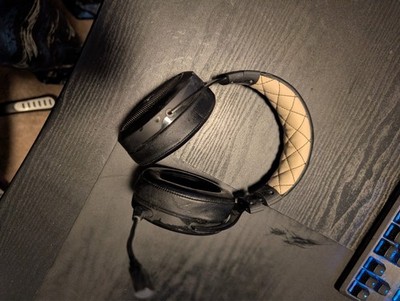 Corsair HS70 Pro Wireless Gaming Headset RDA0025, NO Dongle