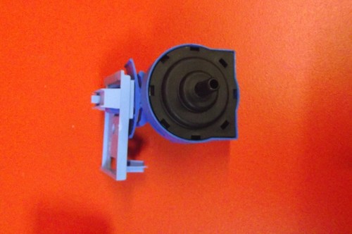 Waschmaschine CURRYS ESSENTIALS C912WM18 Druckschalter