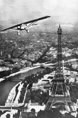 Spirit Of St Louis Flying Past Eiffel Tower 4x6 Historic Photo